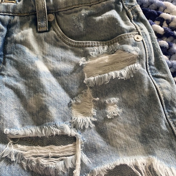 BRAND NYC Bleached Ripped Short - Picture 6 of 8